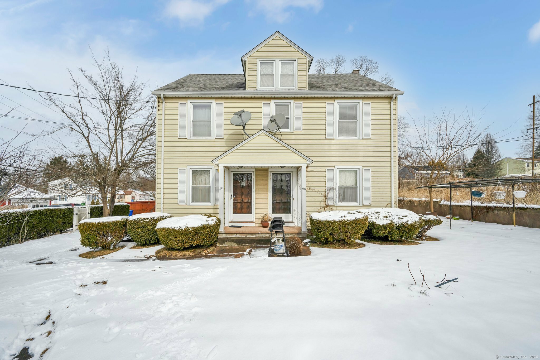 Property Photo:  88 Saybrook Road  CT 06457 