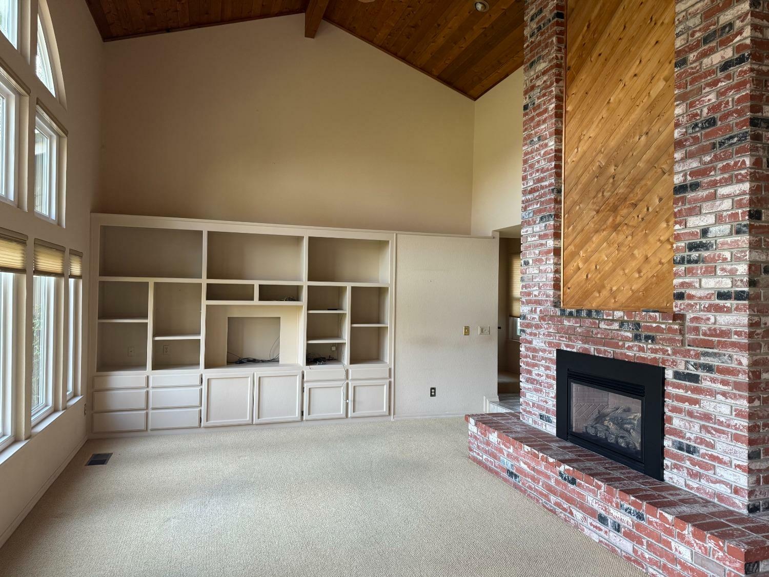 Property Photo:  3379 E 3379 Cambridge Road  CA 95682 