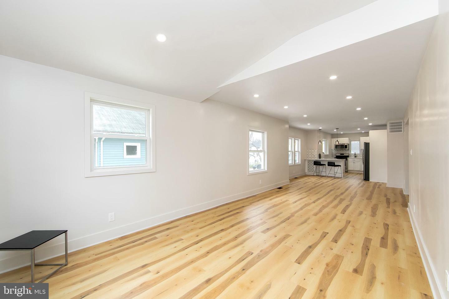 Property Photo:  118 S Haviland Avenue  NJ 08106 