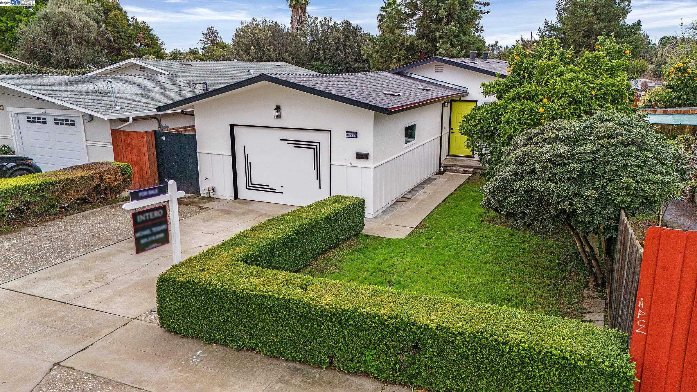 Property Photo: 36517 Cherry St CA 94560