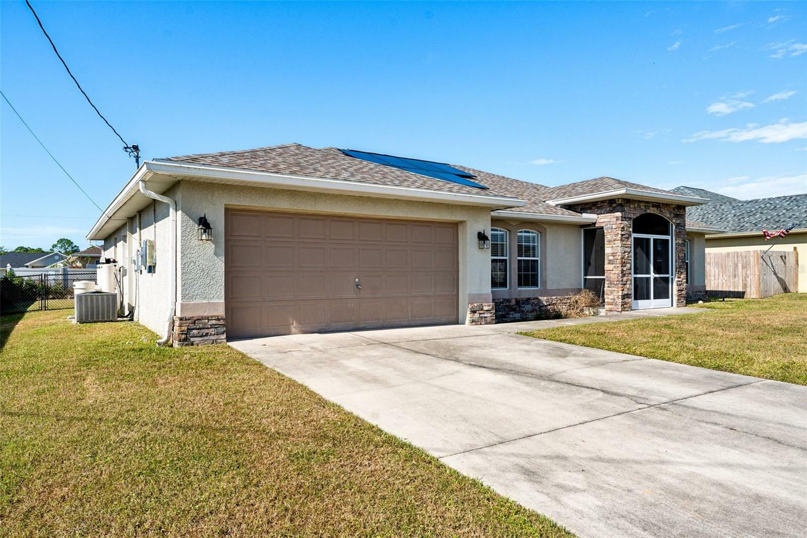 Property Photo:  3526 NE 12th Court  FL 33909 