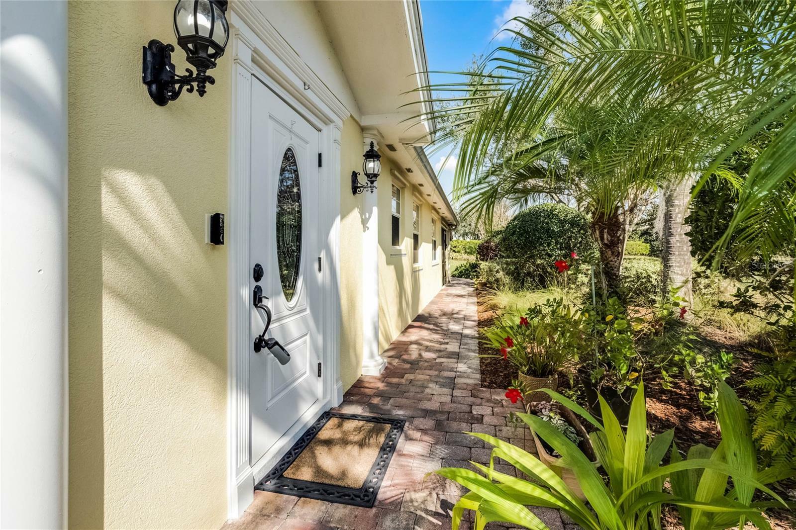 Property Photo:  11716 Astilbe Drive  FL 32827 