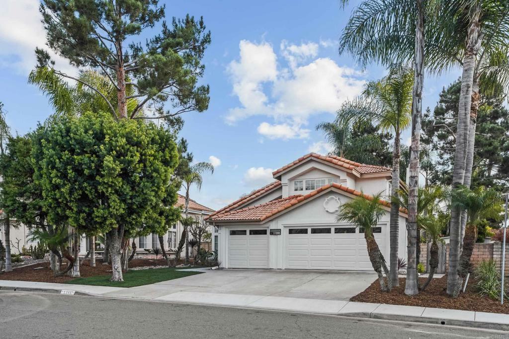 Property Photo: 1395 Via Cibola CA 92057