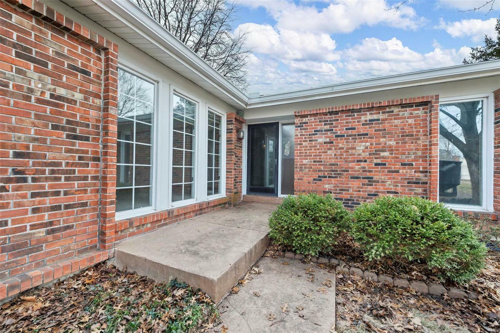 Property Photo:  342 Clayton Trails Drive  MO 63011 