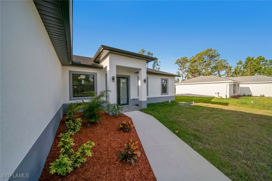 Property Photo: 3411 13th Street SW FL 33976