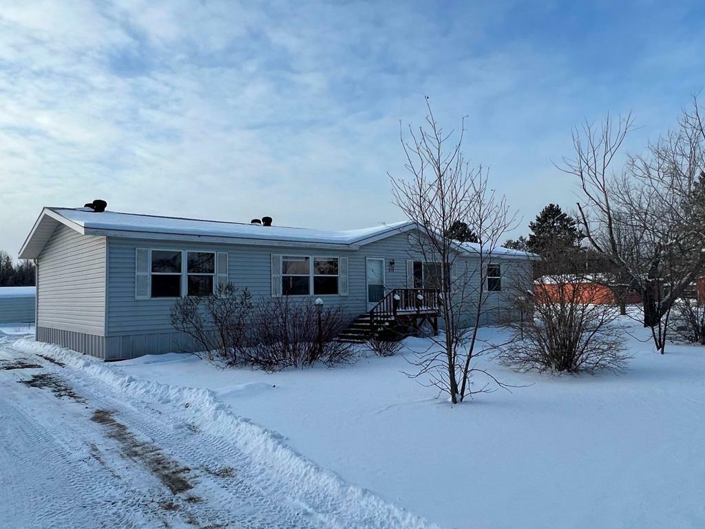 Property Photo: 312 Lawson Avenue MN 55709