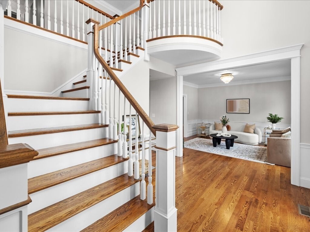 Property Photo: 9 Leeds Way MA 01772
