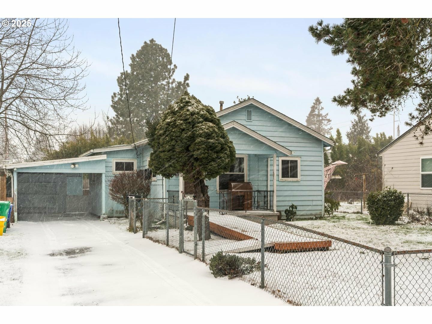 Property Photo:  4603 SE 47th Ave  OR 97206 