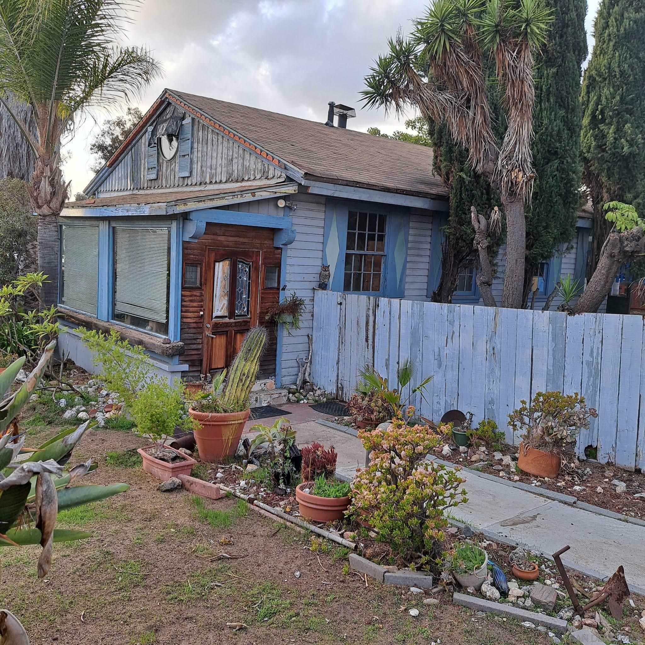 Property Photo:  1772 Knapp Dr  CA 92084 