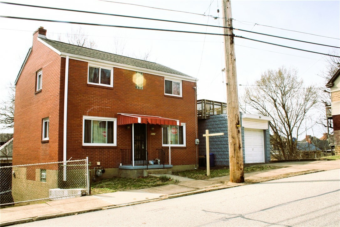 Property Photo: 4029 Franklin Rd PA 15214