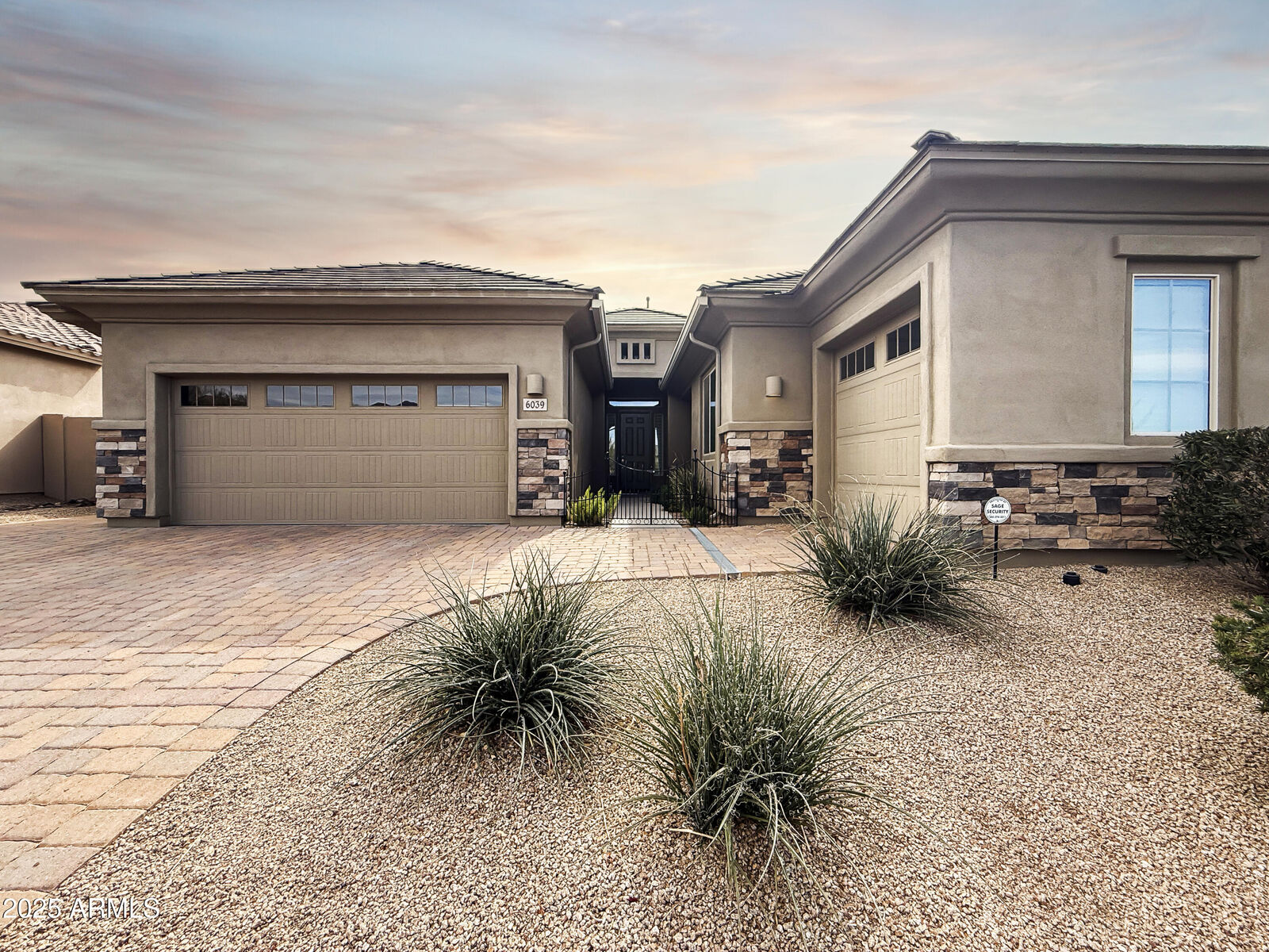 Property Photo:  6039 E Sienna Bouquet Place  AZ 85331 