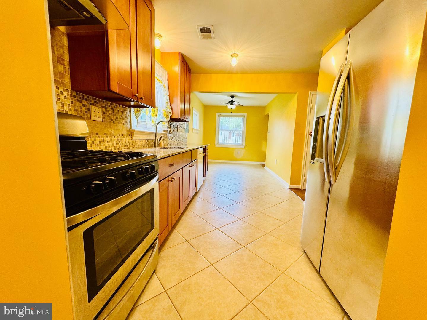 Property Photo: 9309 Byron Street VA 20111