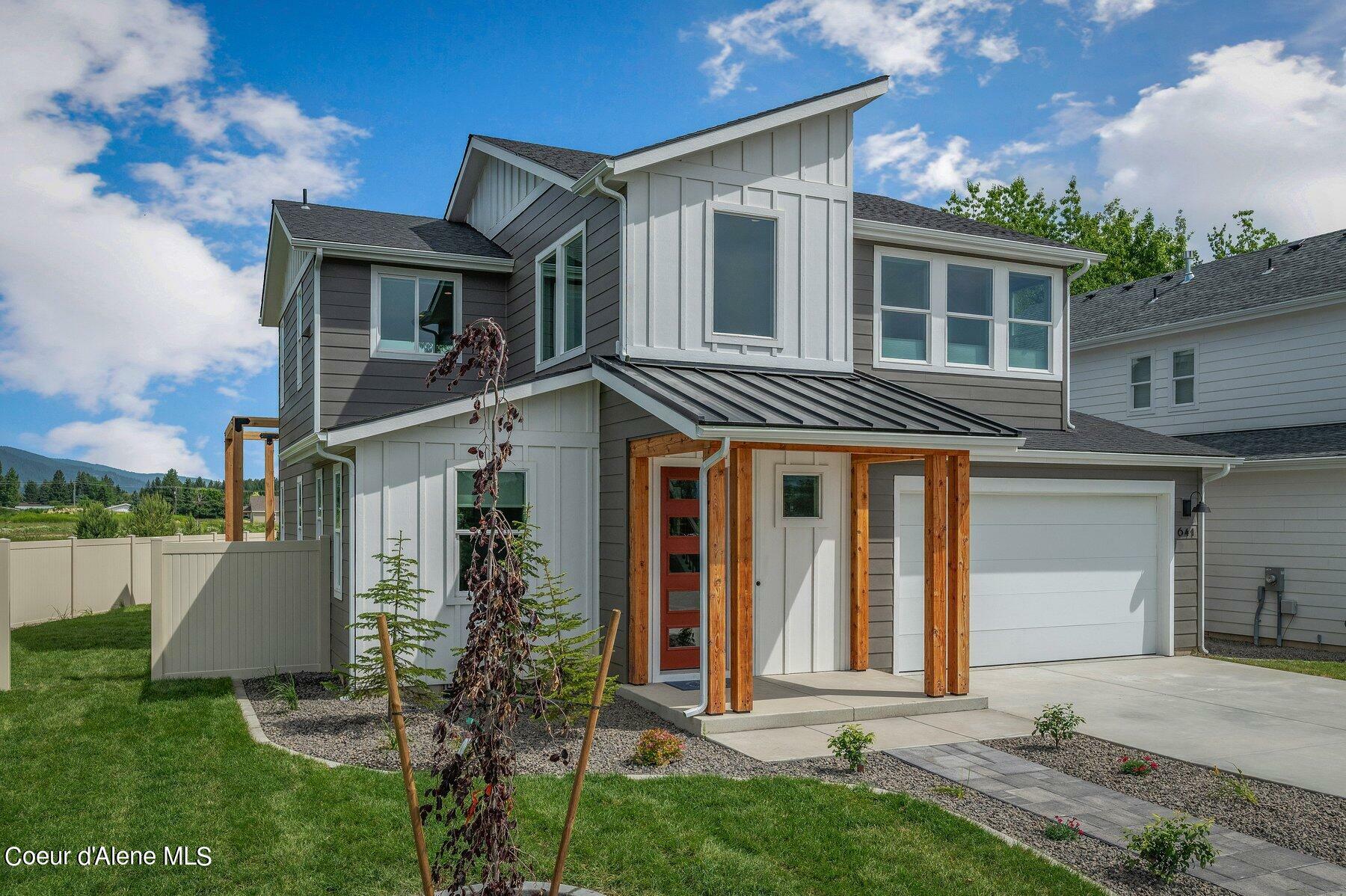 601 Moscow St  Sandpoint ID 83864 photo