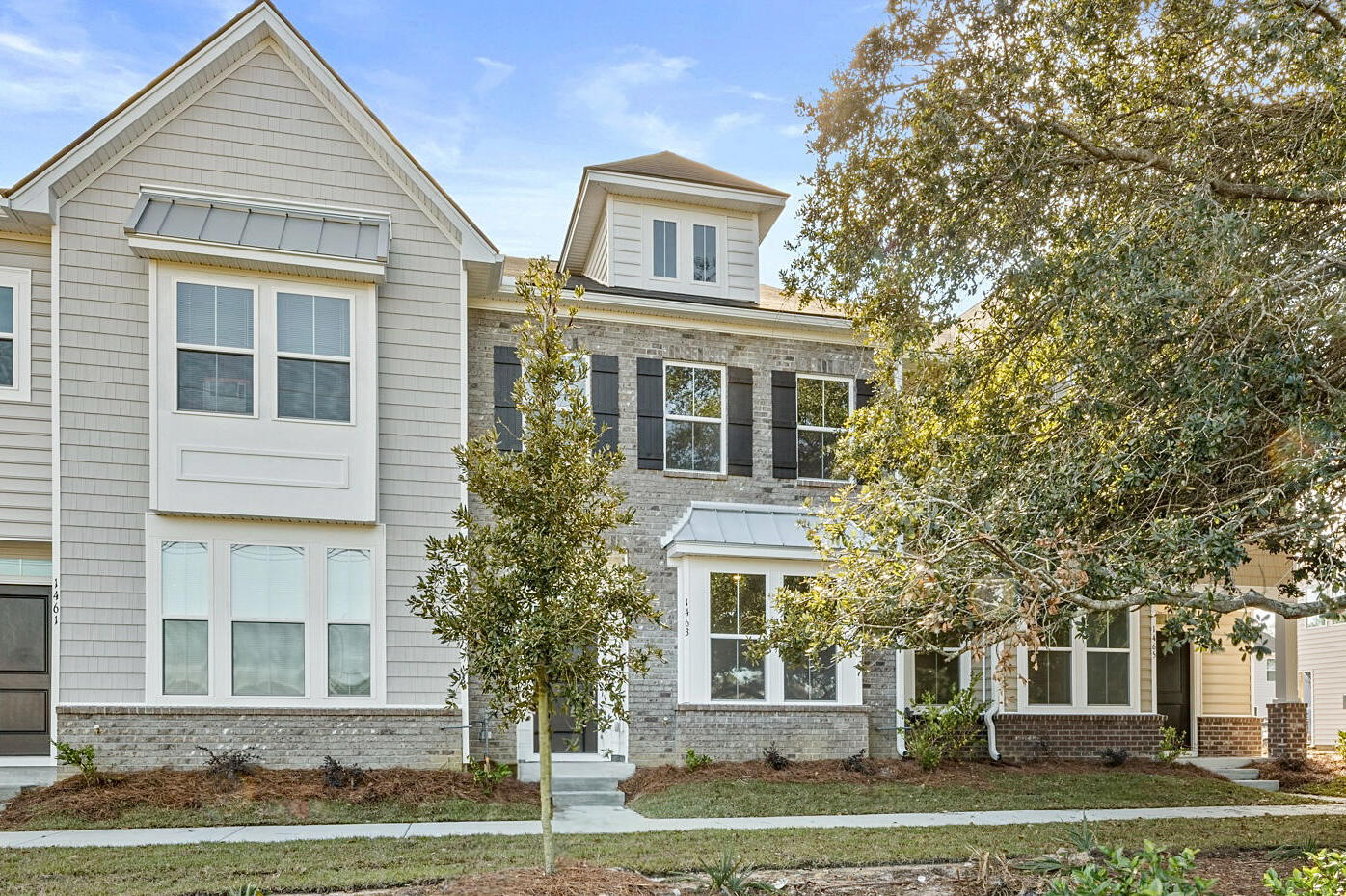 Property Photo: 1463 Central Avenue SC 29483
