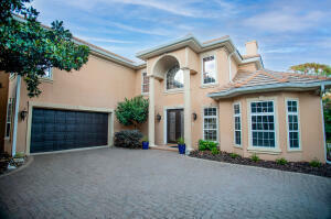 Property Photo:  490 Regatta Bay Boulevard  FL 32541 