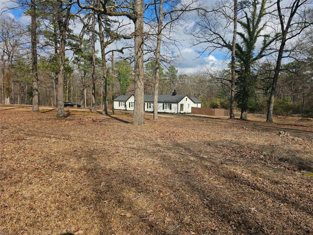 Property Photo:  3930 W Side Place W  GA 30294 