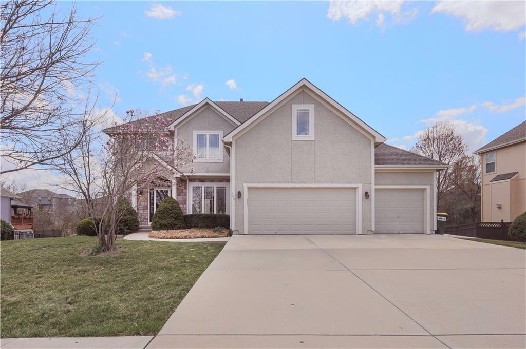 Property Photo: 709 Willow Street KS 66043