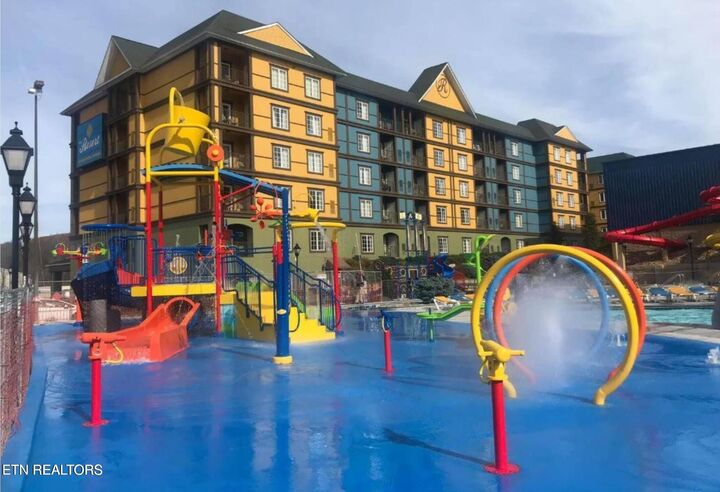 Property Photo: 225 Collier Dr Unit 2405 TN 37862