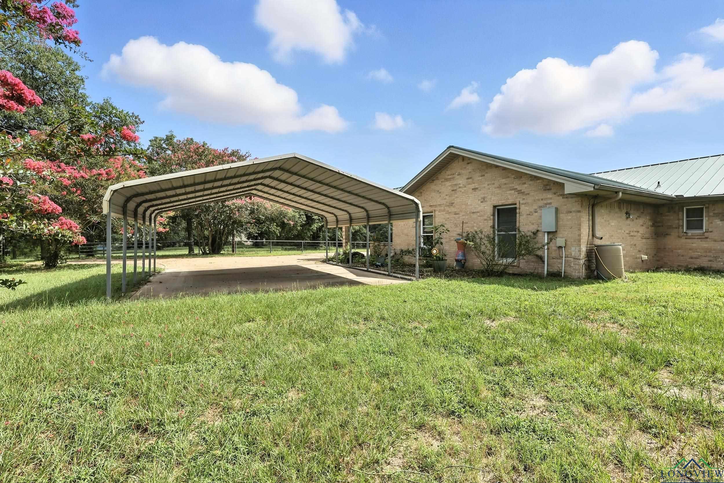 Property Photo: 441 Pr 8571 TX 75494