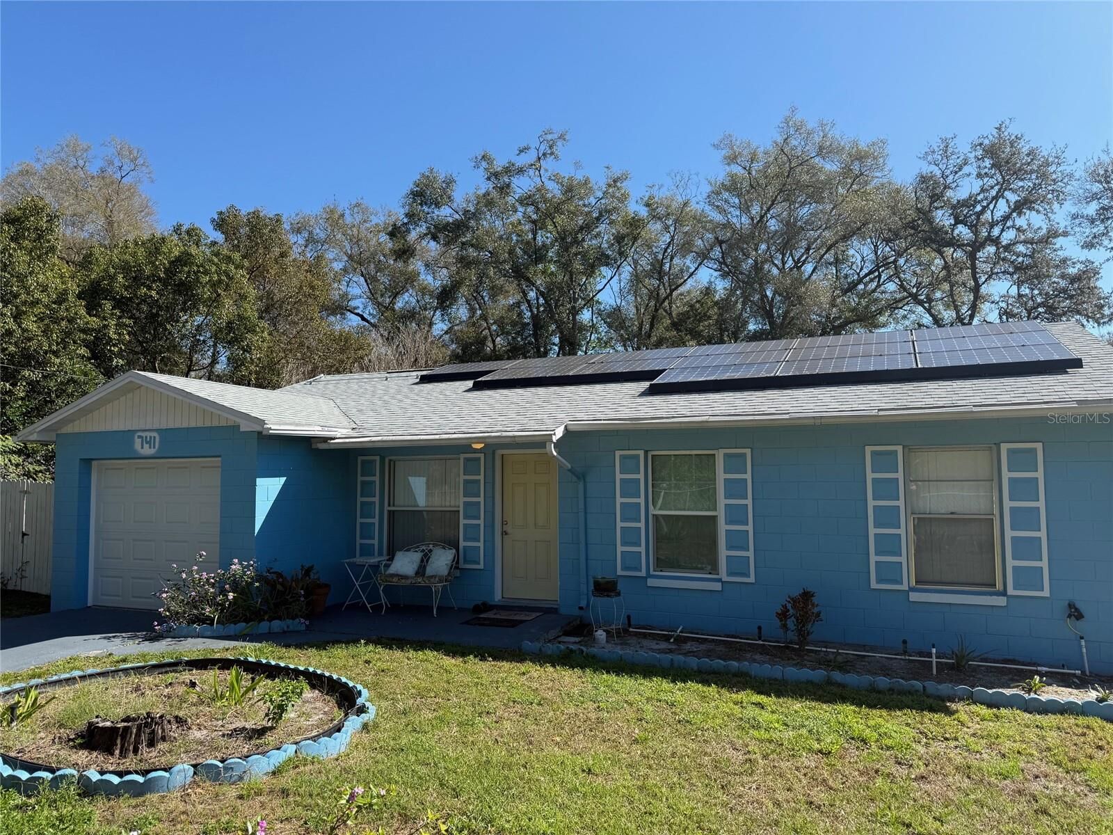 Property Photo:  741 S Pearl Street  FL 32720 