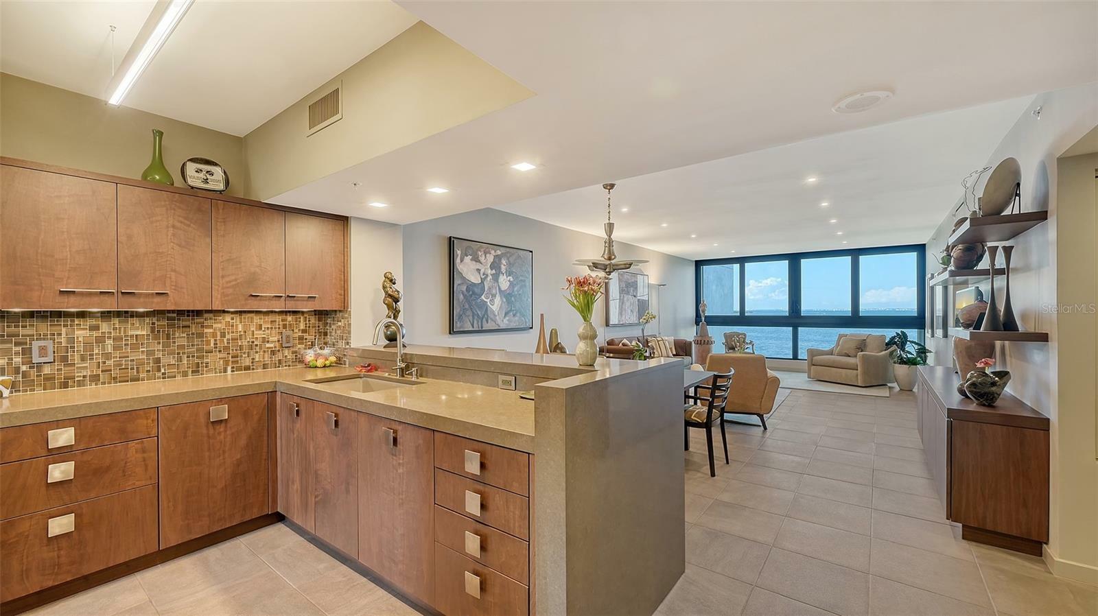 Property Photo:  2020 Harbourside Drive 432  FL 34228 