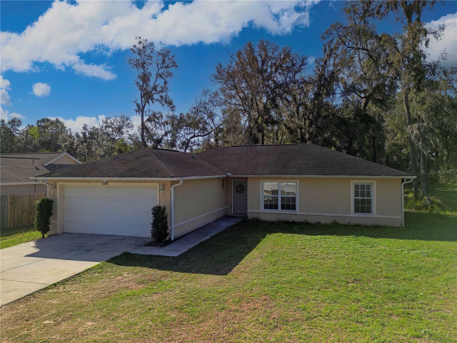 Property Photo:  6950 SE 124th Lane  FL 34420 