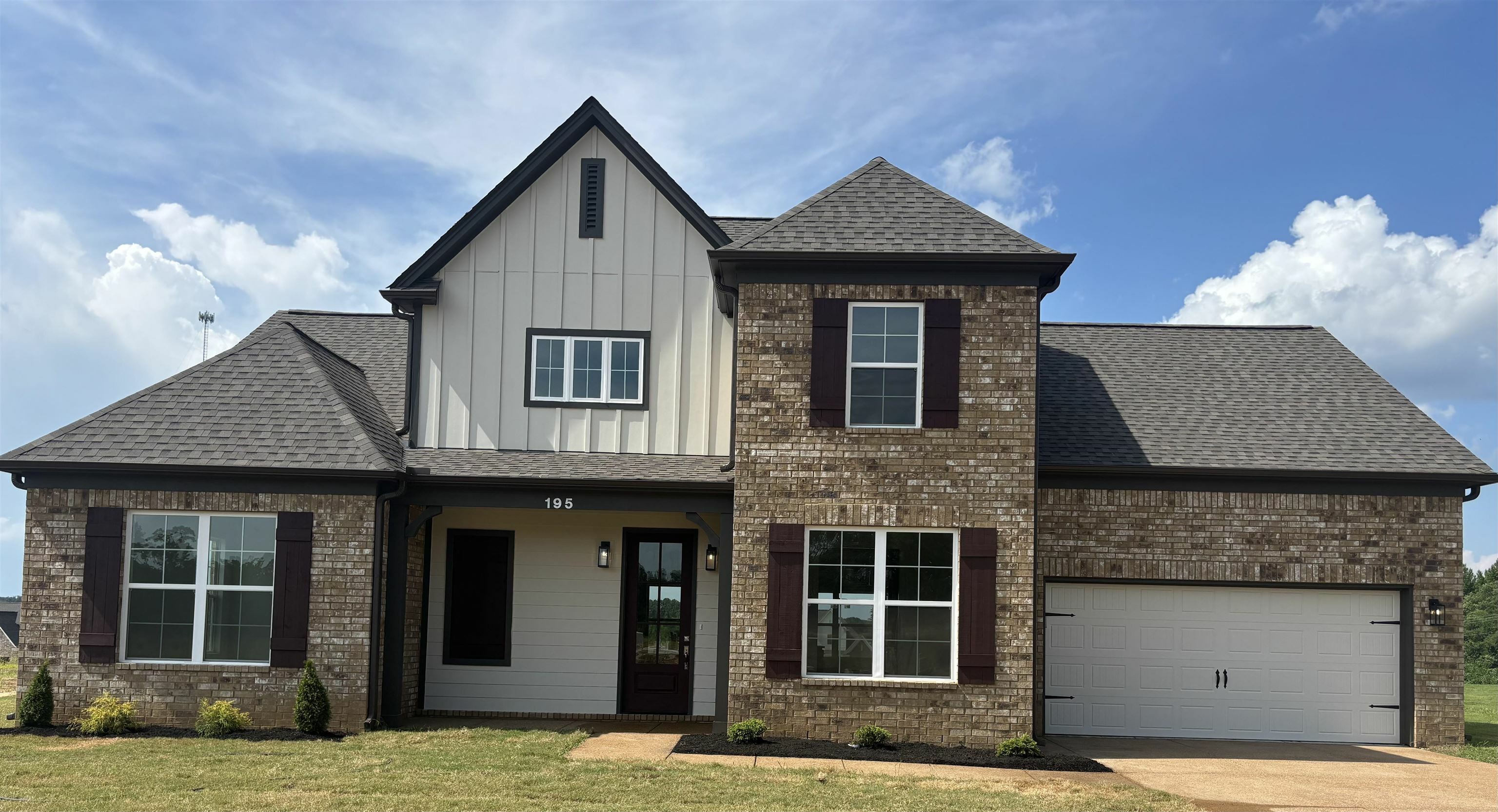 Property Photo:  195 Hughetta St S  TN 38060 