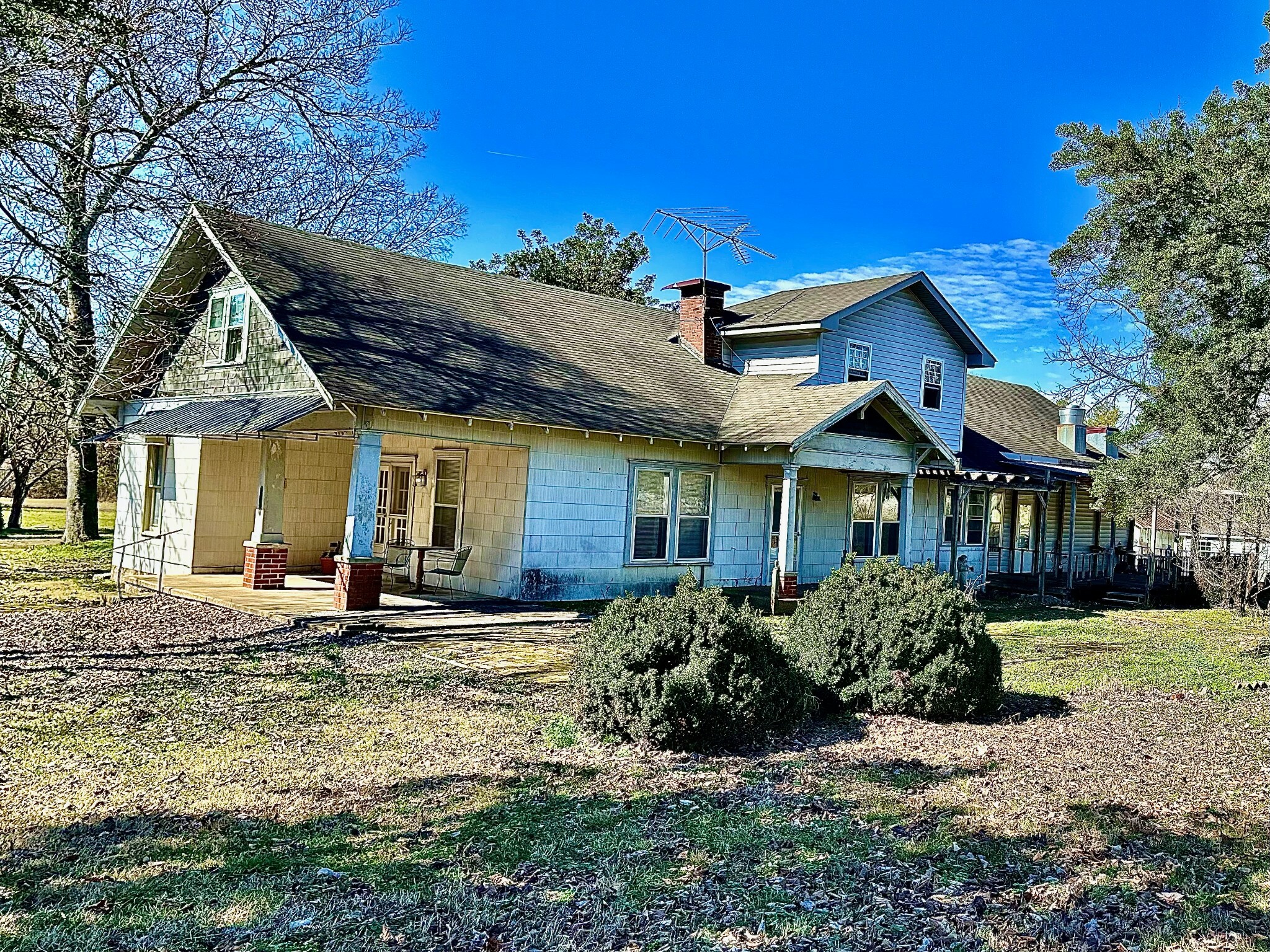 Property Photo:  1059 Haley Rd  TN 37183 