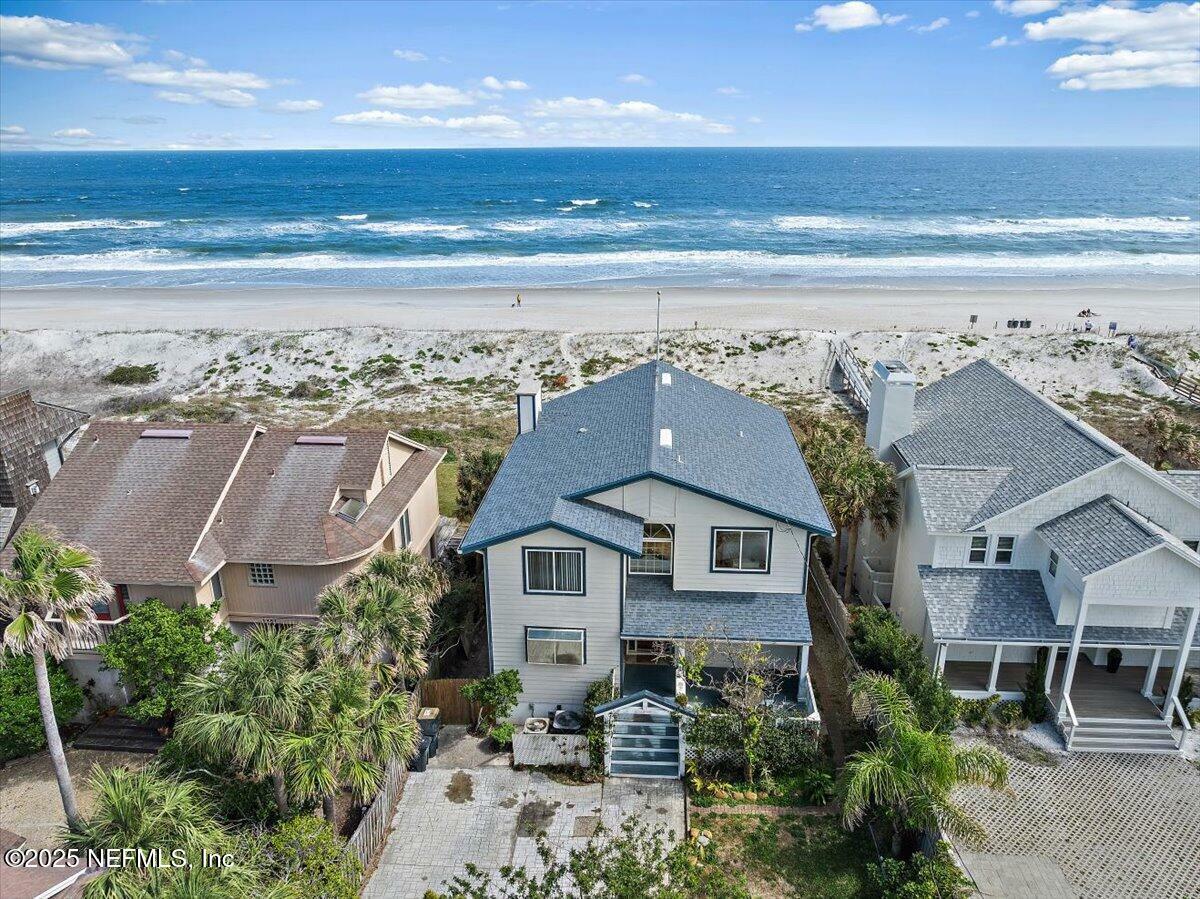 Property Photo: 1879 Beach Avenue FL 32233