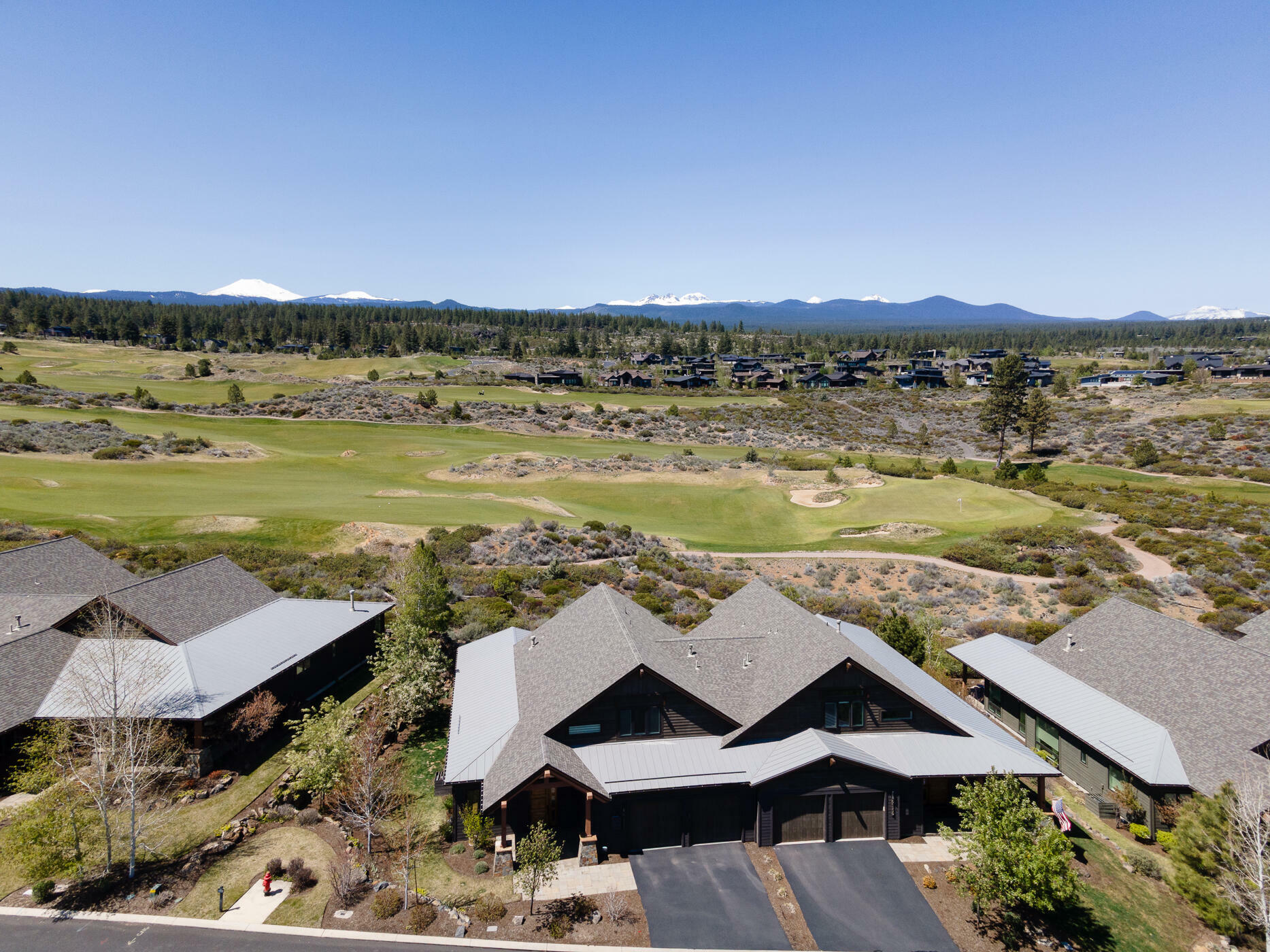 Property Photo: 61337 Triple Knot Road OR 97702