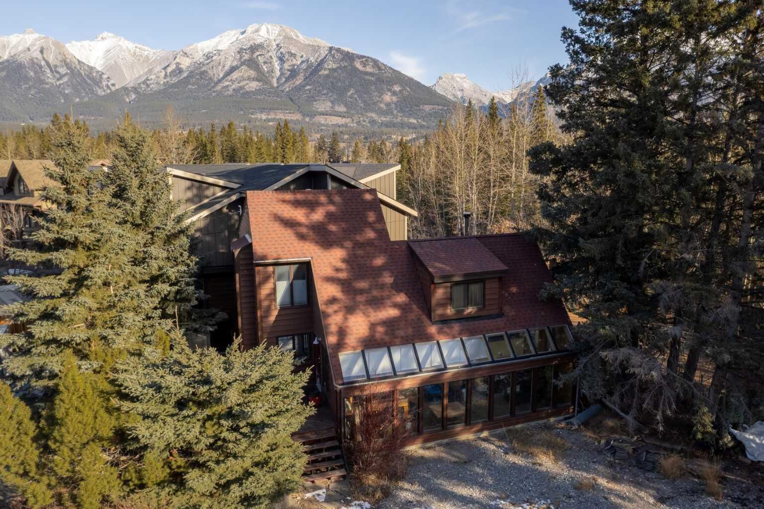 Photo de la propriété:  101 Rundle Drive  AB T1W 2L8 