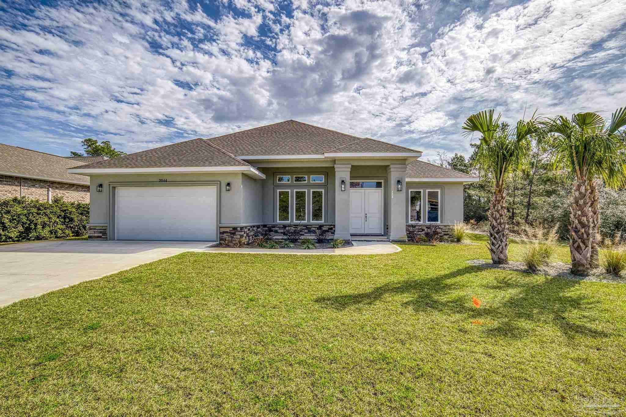 Property Photo:  2044 Fontainebleau Ct  FL 32566 