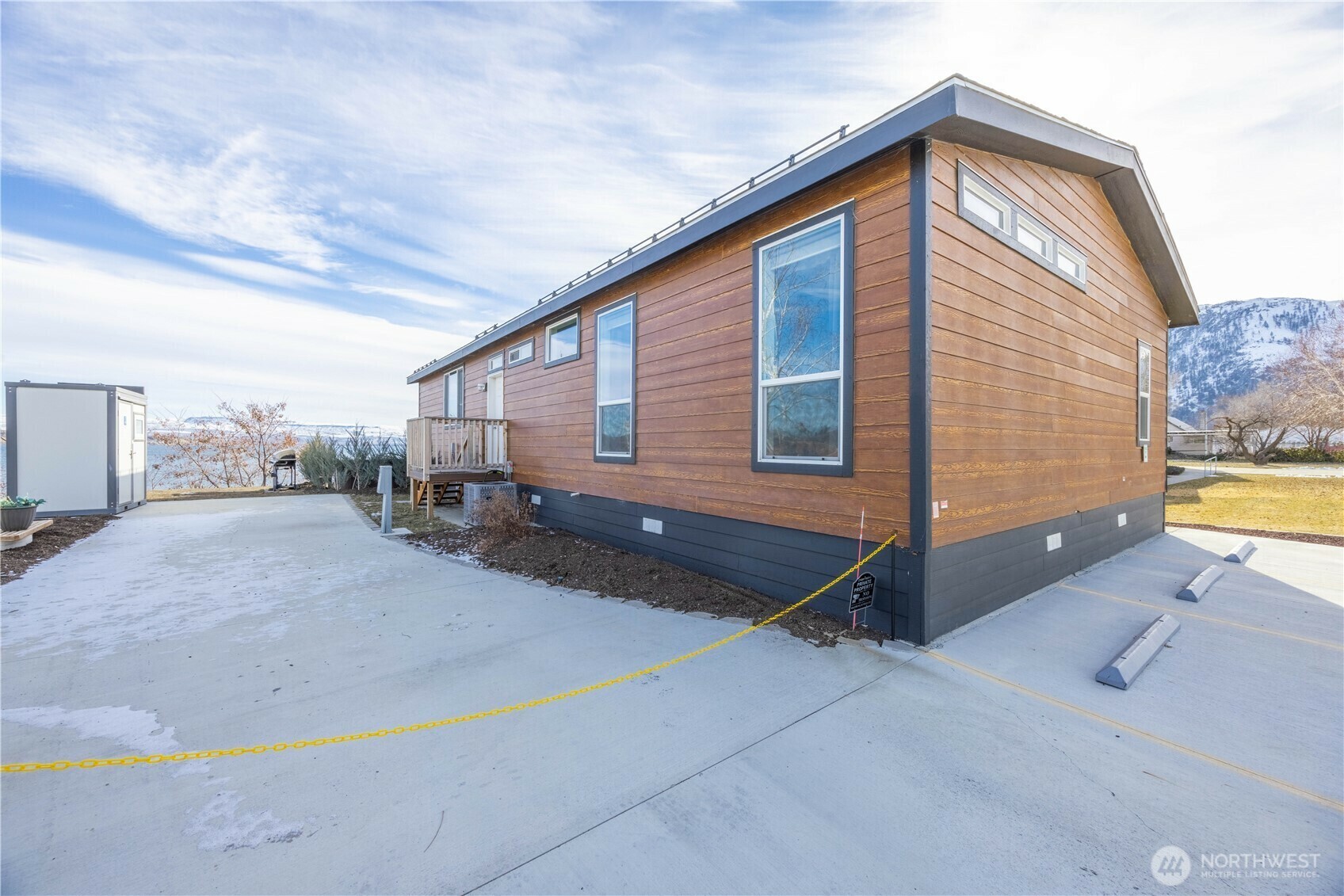 Property Photo: 302 1st Street S WA 98812