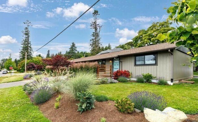 Property Photo:  2105  Mill Avenue  WA 98225 