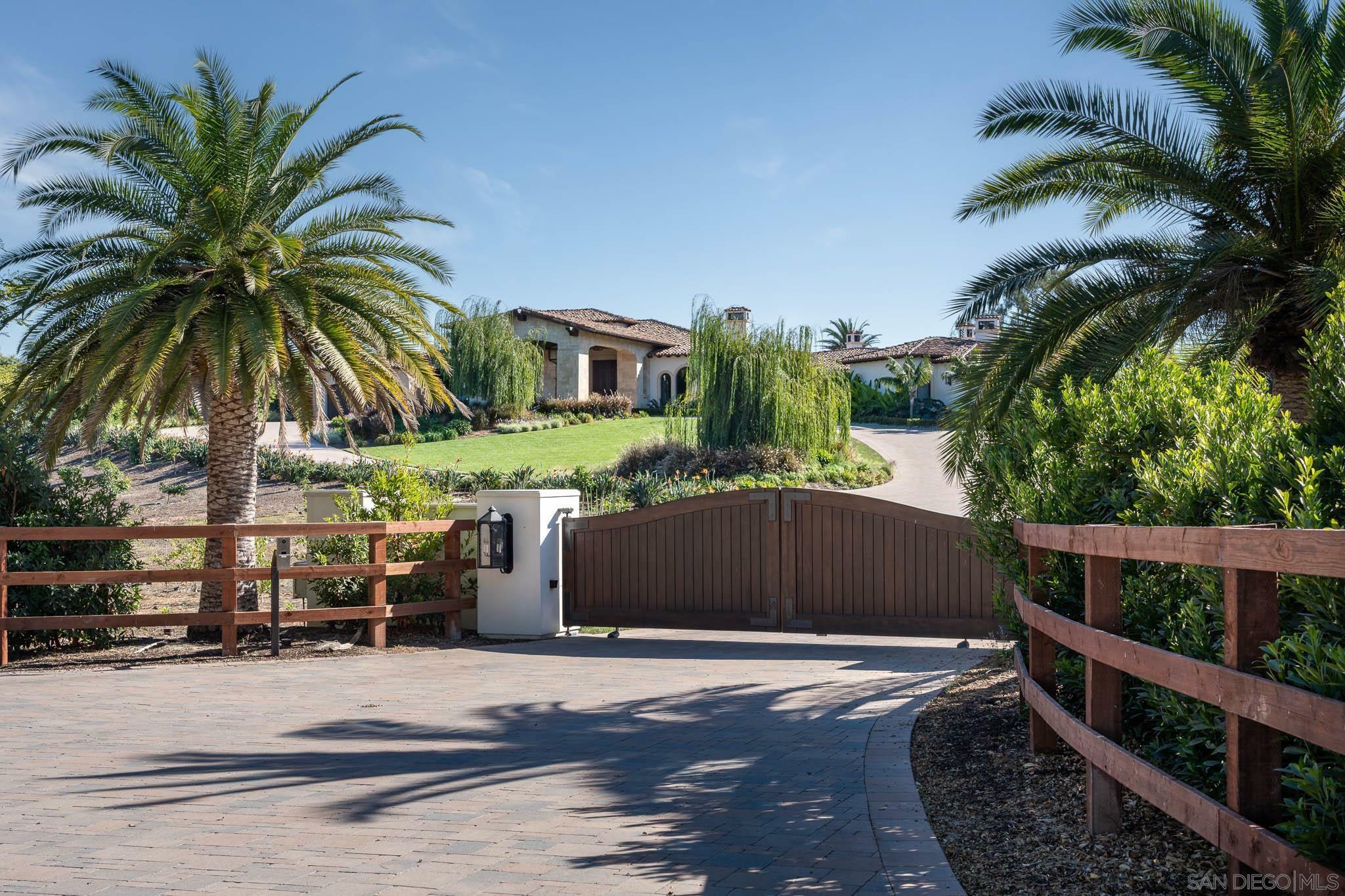Property Photo: 7029-31 Las Colinas CA 92067