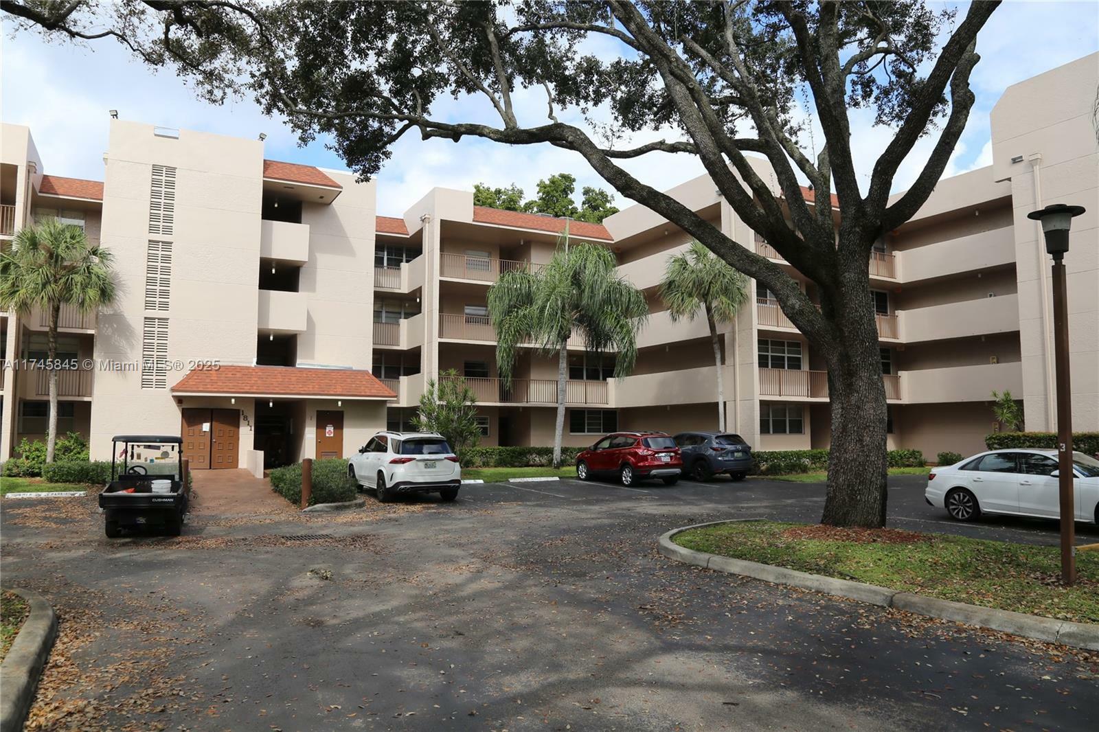 Property Photo:  1811 Sabal Palm Dr 206  FL 33324 