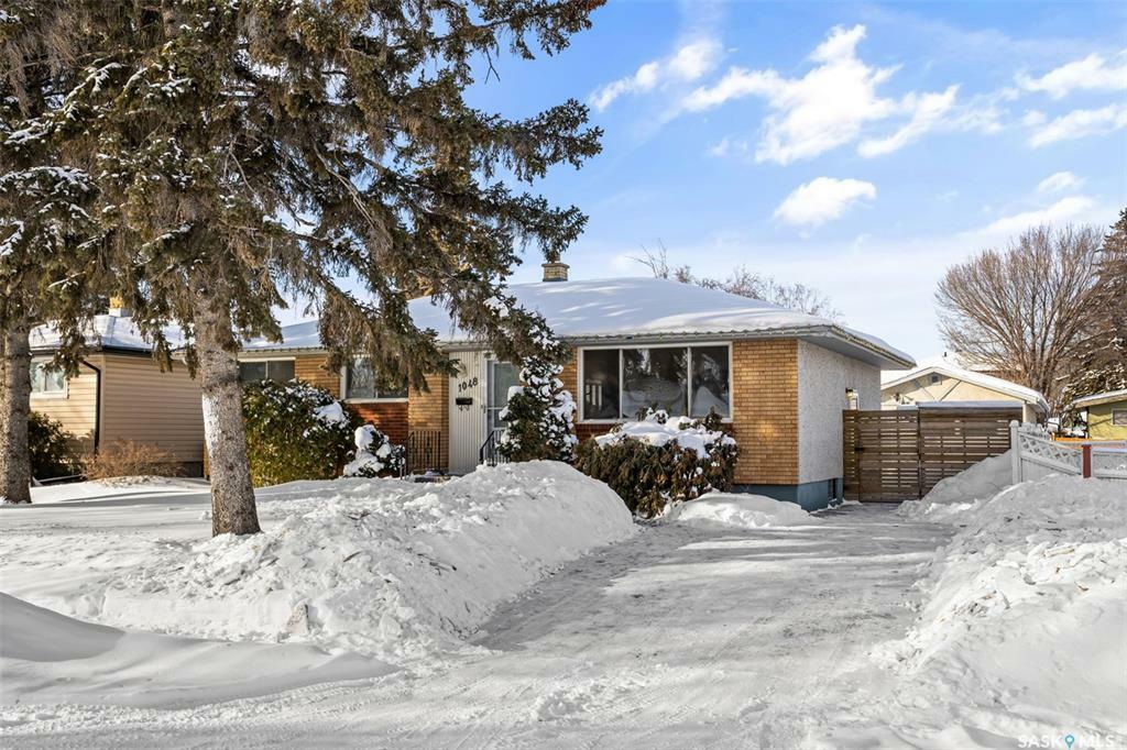 Property Photo:  1048 East Centre  SK S7J 3A3 