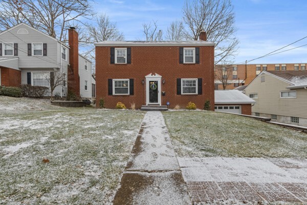 Property Photo:  347 Mount Vernon Dr  PA 16117 