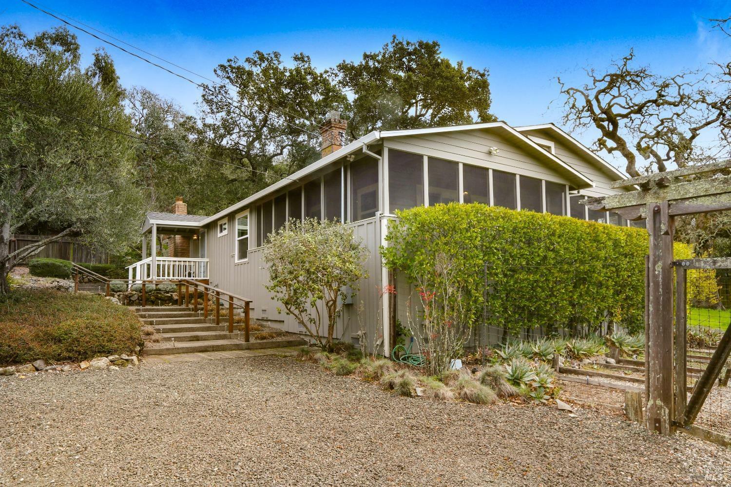 Property Photo:  2105 Thornsberry Road  CA 95476 