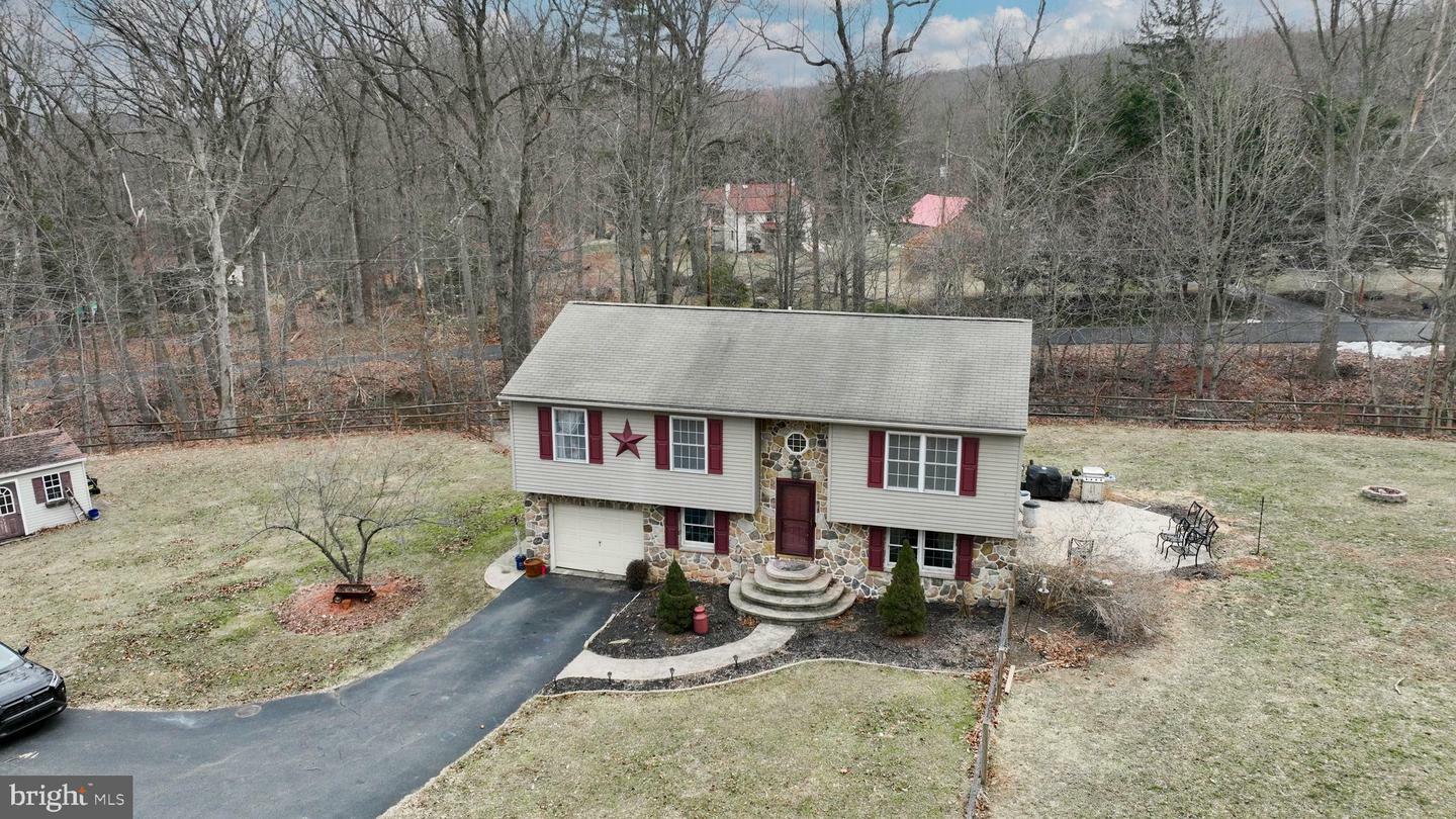 Property Photo:  4083 Hay Creek Road  PA 19543 