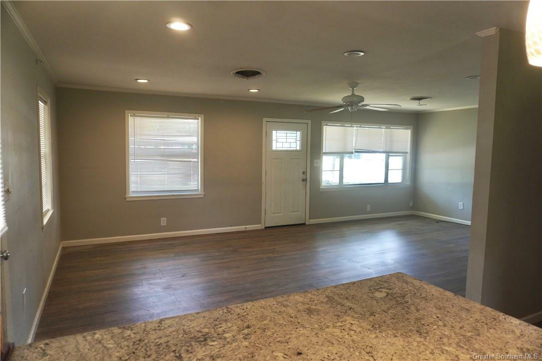 Property Photo: 1009 Cherryhill Street LA 70607