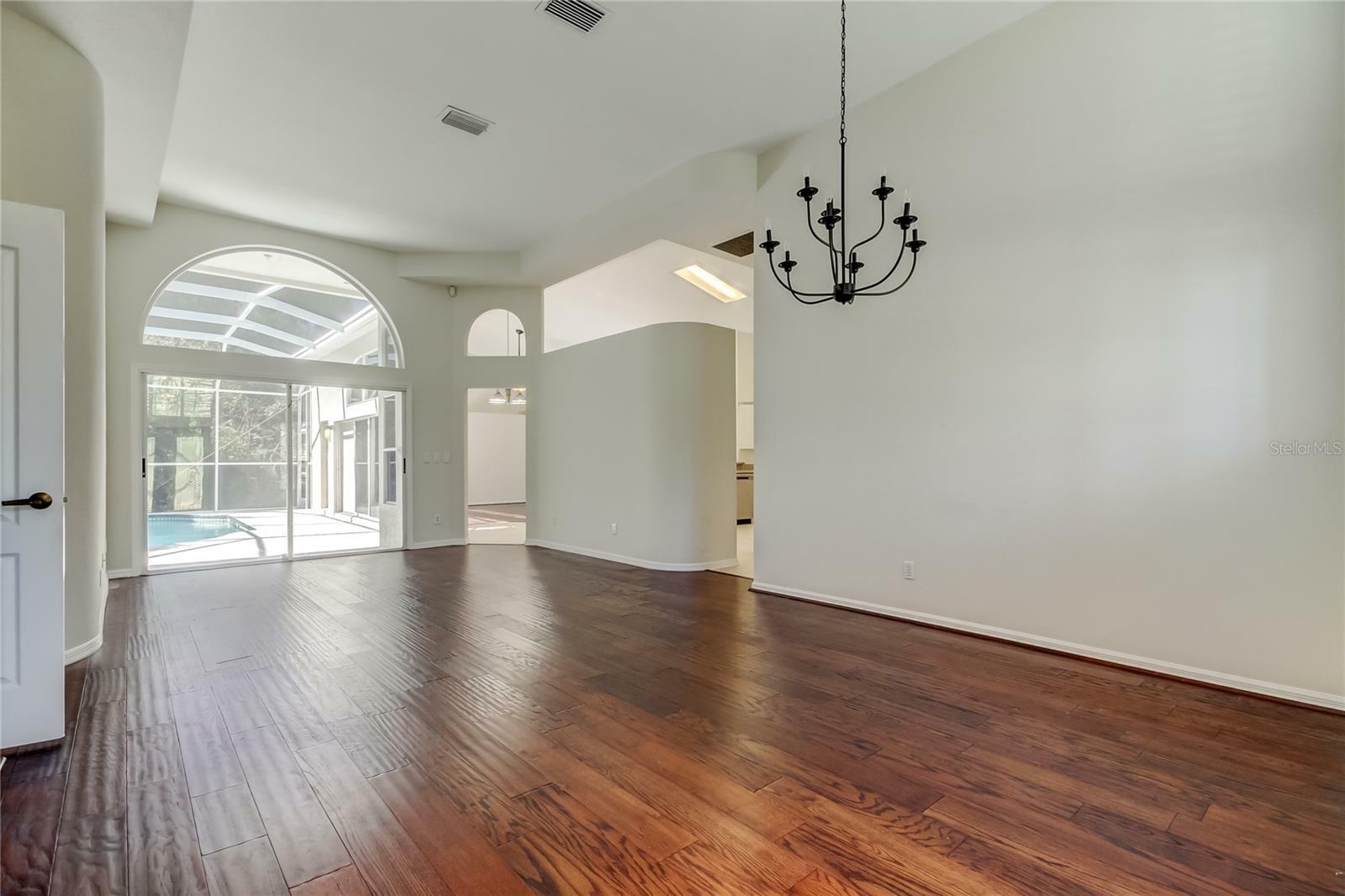 Property Photo: 10614 Chambers Drive FL 33626