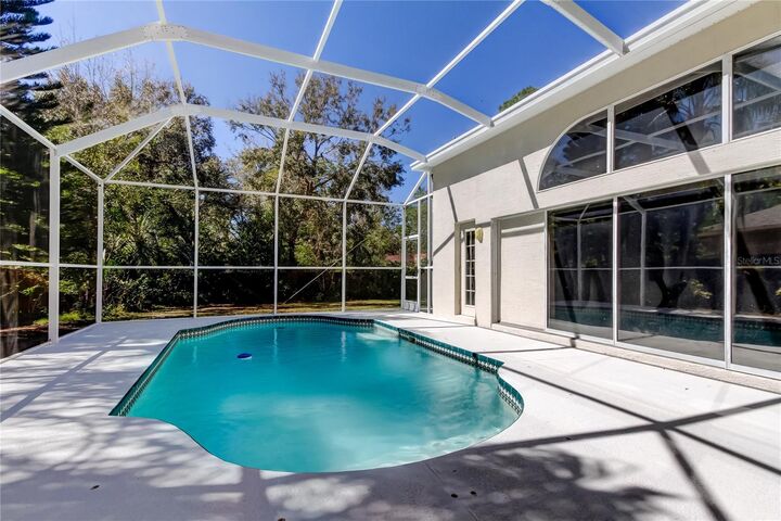 Property Photo: 10614 Chambers Drive FL 33626