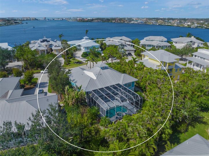 Property Photo:  746 Eagle Point Drive  FL 34285