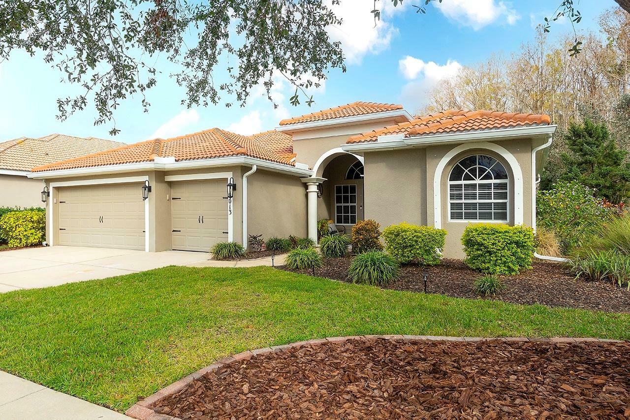 Property Photo:  9013 Kingsbury Place  FL 34212 