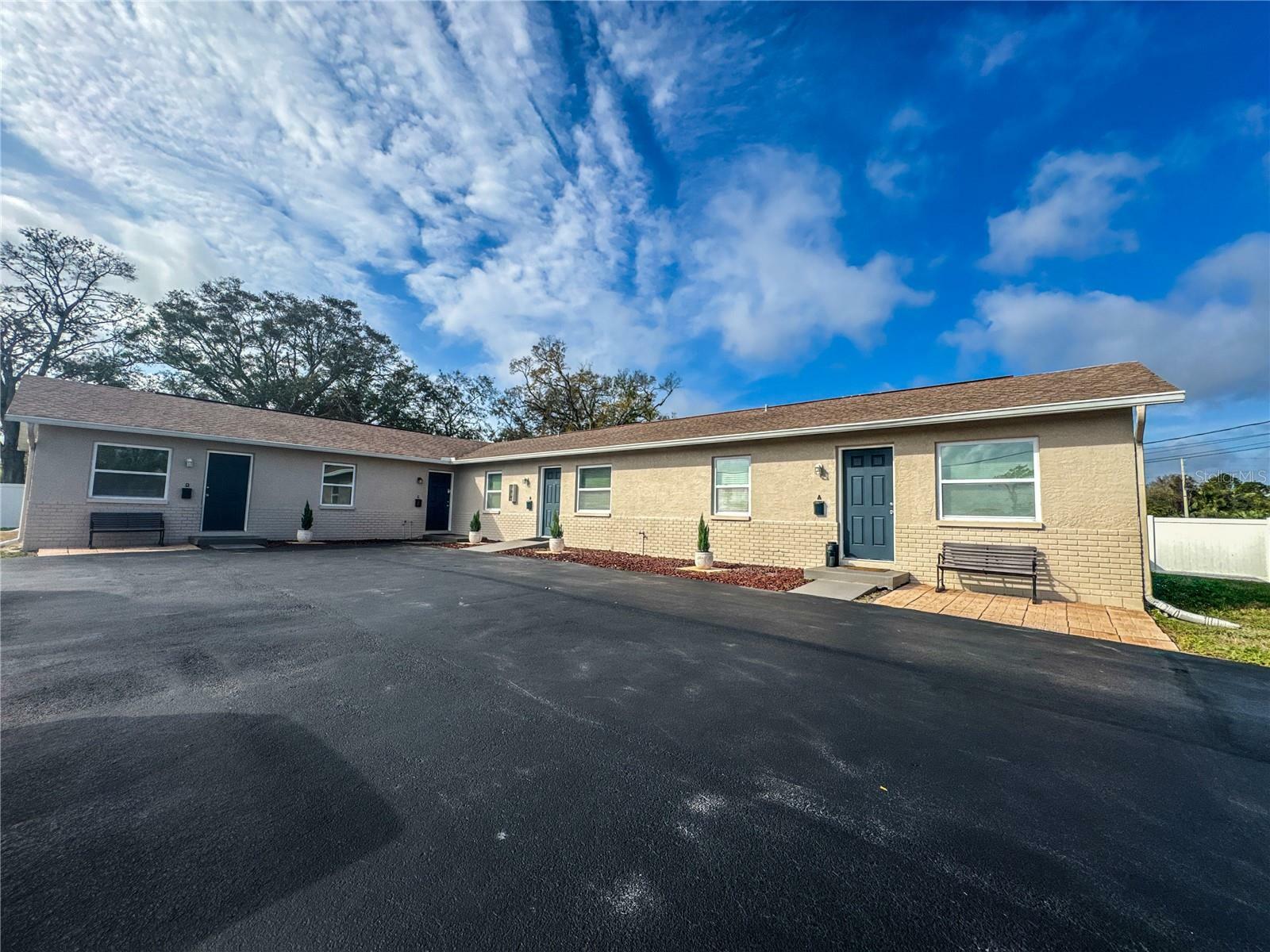 Property Photo:  858 93rd Avenue N  FL 33702 