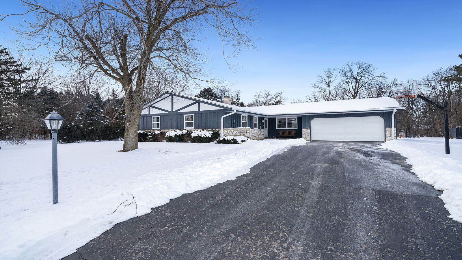 Property Photo:  1369 Luanna Drive  IL 61103 