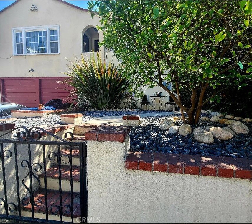 Property Photo: 6908 Camrose Drive CA 90068