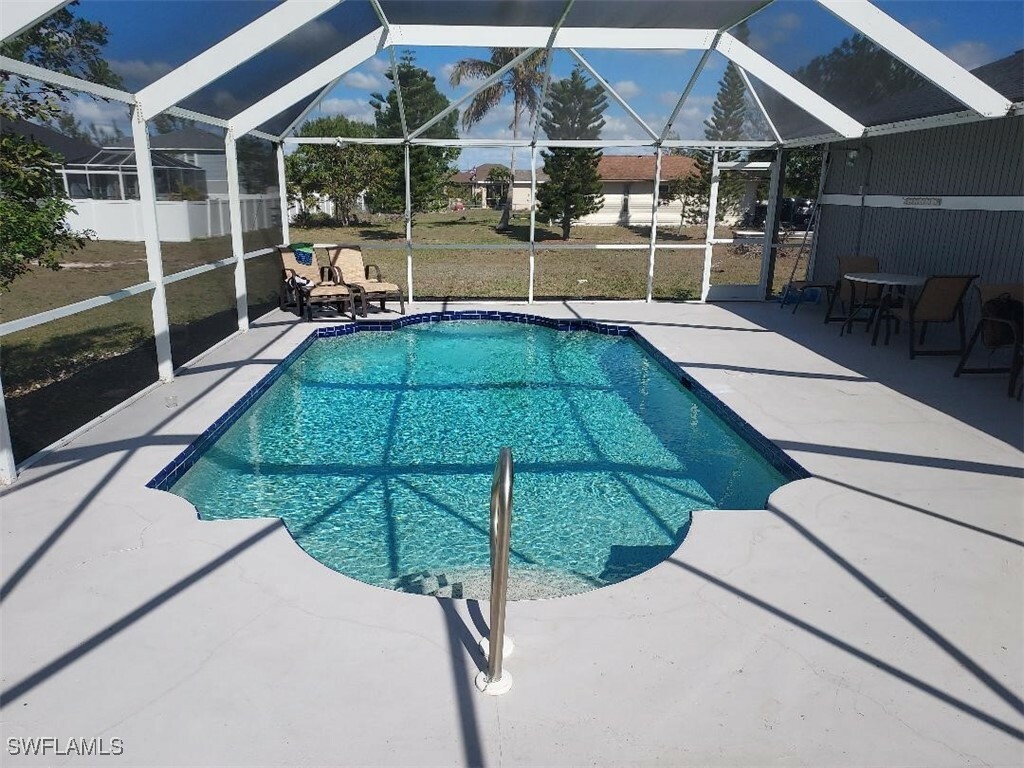 Property Photo:  2205 NW 15th Street  FL 33993 