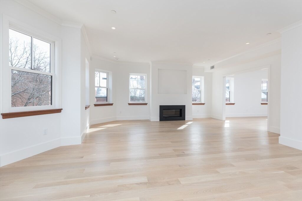 Property Photo:  2A-4A Milford St. 4  MA 02118 